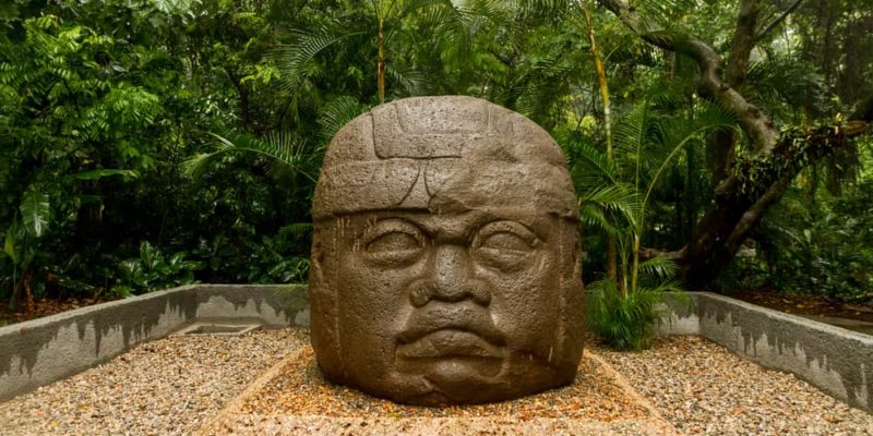 cultura olmeca cabeza gigante mesoamerica