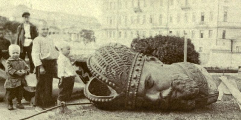 revolución rusa historia consecuencias caida zarismo