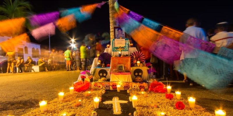 costumbre mexico dia de los muertos altar