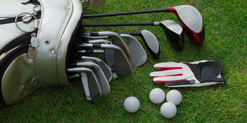 Un equipo de golf puede tener hasta 14 palos diferentes.