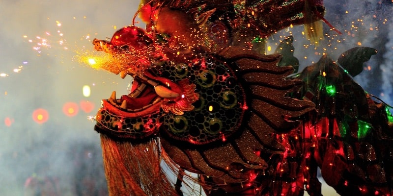 La danza del dragón es un evento habitual en el festejo del año nuevo chino.