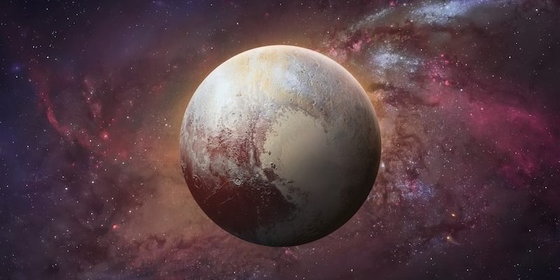 Plutón es muy conocido porque solía ser considerado un planeta.